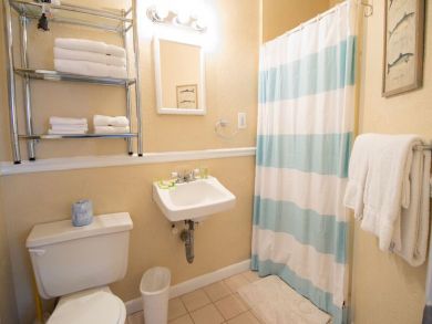 Bradenton Beach One Bedroom Poolside Rental